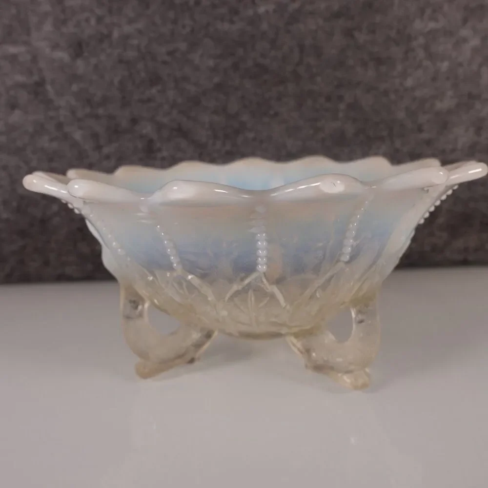 Unmarked vintage clear